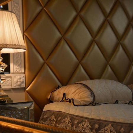 Le Petit Versailles Vernon  Kültér fotó